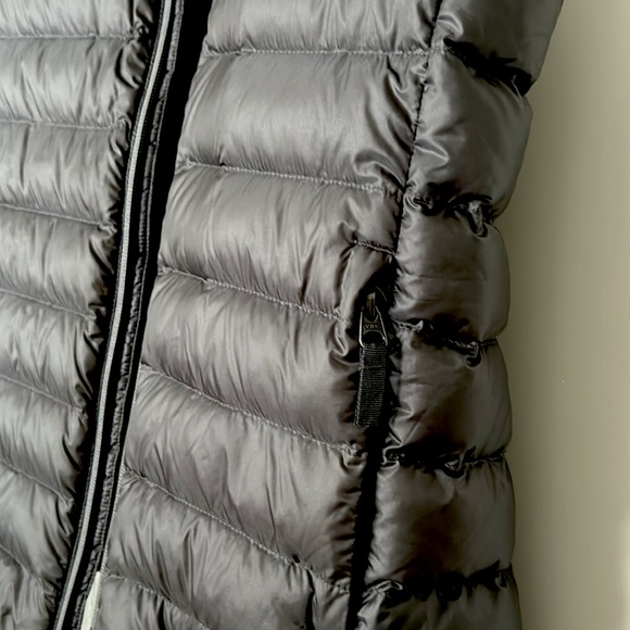 REI Boys Down Vest Grey EUC Size 10 -12 Kids Youth Unisex - Picture 13 of 13